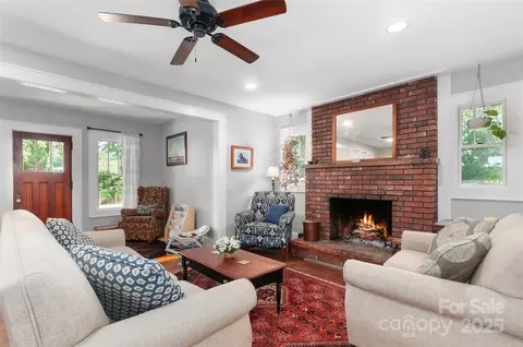 Living - 331 Painter St, Canton, NC 28716 photo 1 of 3