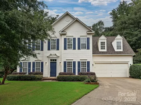 13405 Honeytree Ln, Pineville, NC 28134