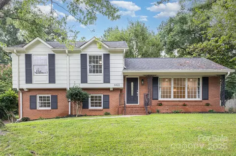 6422 Idlebrook Dr, Charlotte, NC 28212