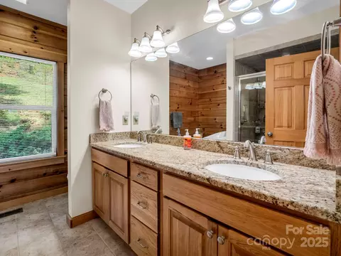 Bath - 537 Summit Pkwy, Bostic, NC 28018 photo 1 of 5