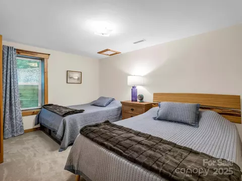 Bedroom - 537 Summit Pkwy, Bostic, NC 28018 photo 4 of 4