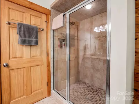Bath - 537 Summit Pkwy, Bostic, NC 28018 photo 3 of 5