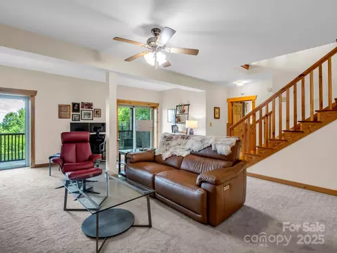 Living - 537 Summit Pkwy, Bostic, NC 28018 photo 3 of 3