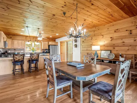 Dining - 537 Summit Pkwy, Bostic, NC 28018 photo 1 of 2