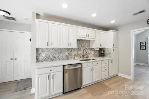 7288 Pine Ridge Dr, Denver, NC 28037 photo 18