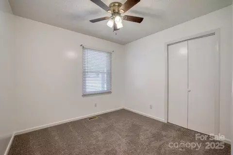 Bedroom - 3318 Danial St, Conover, NC 28613 photo 1 of 4