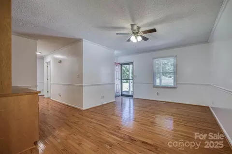 Living - 3318 Danial St, Conover, NC 28613 photo 1 of 3