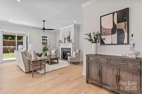 Living - 827 Naples Dr, Davidson, NC 28036 photo 2 of 3