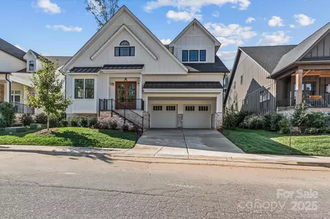 827 Naples Dr, Davidson, NC 28036