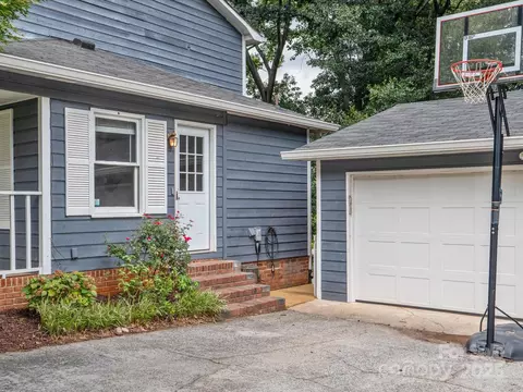 Exterior - 1624 Brook Dr, Fort Mill, SC 29708 photo 9 of 9