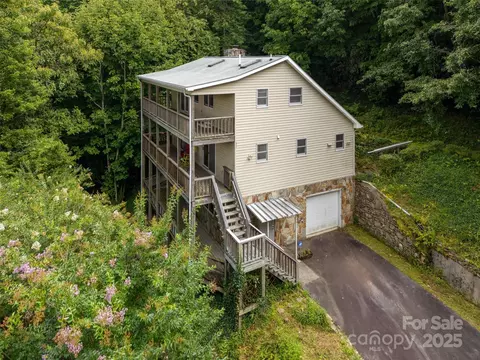 94 Marcellina 10 12 Dr #10 & 12, Fairview, NC 28730