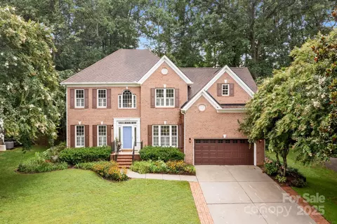 16923 Laureate Rd, Huntersville, NC 28078