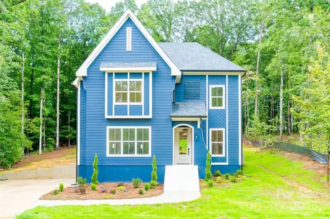 150 Forest Creek Dr, Statesville, NC 28625