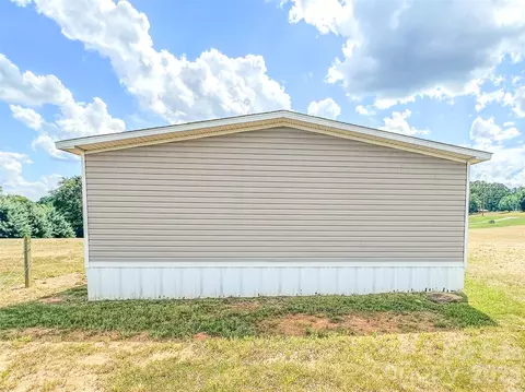 Exterior - 356 Brooks Road Ext, Bostic, NC 28018 photo 4 of 6