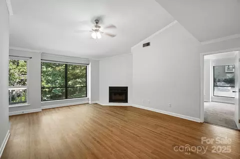 1606 Sharon W 38 Rd W #38, Charlotte, NC 28210