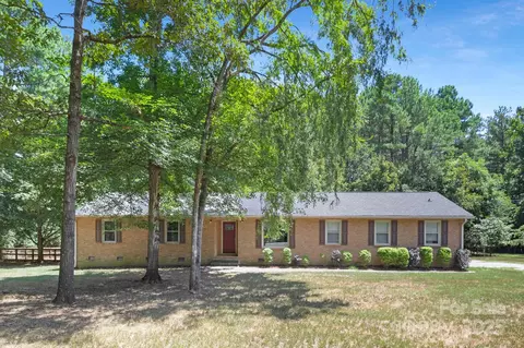 5930 Astor Dr, Harrisburg, NC 28075