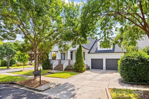 405 Esther Ct, Fort Mill, SC 29708 photo 2