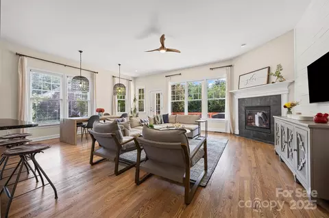 405 Esther Ct, Fort Mill, SC 29708 photo 9