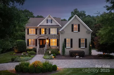 5016 Groves Edge Ln, Waxhaw, NC 28173