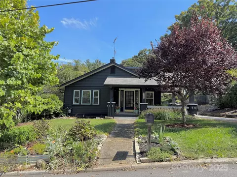 74 Brownwood Ave, Asheville, NC 28806