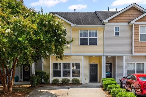 112 St Vincent Pl, Mount Holly, NC 28120
