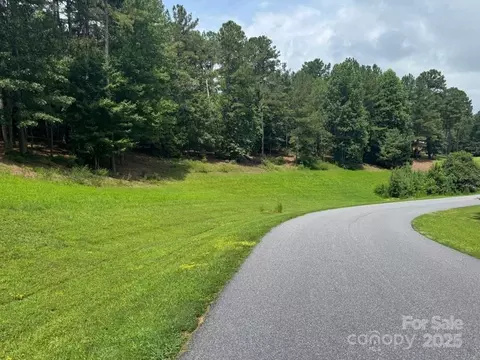 110 Rivercliff E Dr E, Connelly Springs, NC 28612