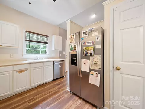 Kitchen - 6819 Prospect Pointe Dr, Monroe, NC 28112 photo 4 of 5