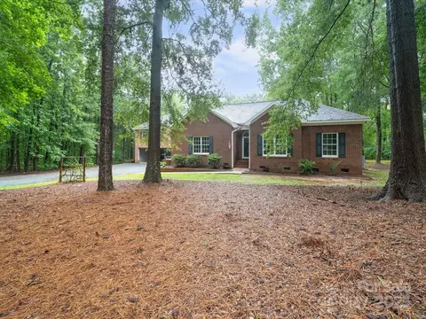 Exterior - 6819 Prospect Pointe Dr, Monroe, NC 28112 photo 5 of 12