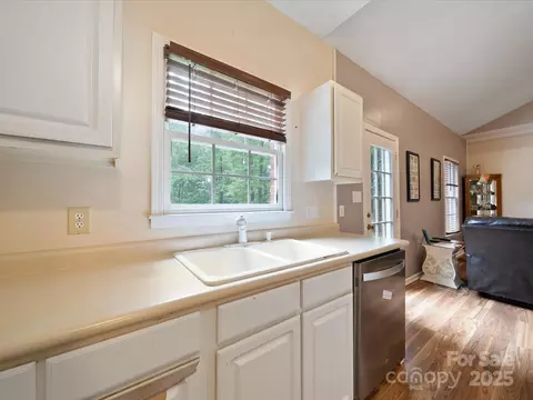 Kitchen - 6819 Prospect Pointe Dr, Monroe, NC 28112 photo 5 of 5