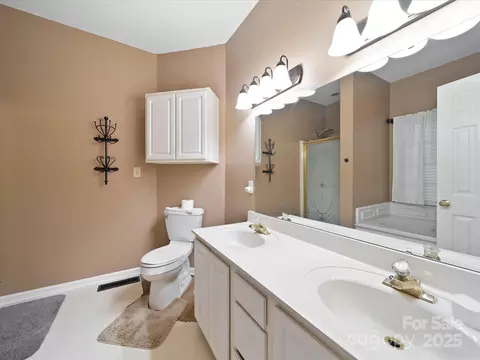 Bath - 6819 Prospect Pointe Dr, Monroe, NC 28112 photo 6 of 7