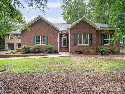 Exterior - 6819 Prospect Pointe Dr, Monroe, NC 28112 photo 2 of 12