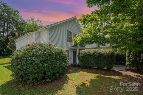 320 Winding Canyon 121 Dr #121, Charlotte, NC 28214