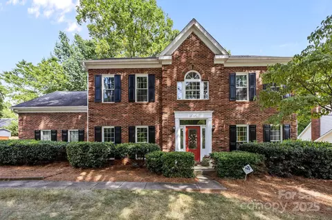 12225 Hickory Knoll Ct, Matthews, NC 28105