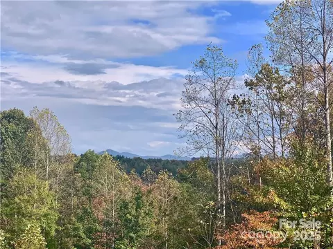 Round Mountain 44 Parkway #44, Lenoir, NC 28645