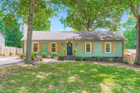 7325 Honey Flower Pl, Charlotte, NC 28214