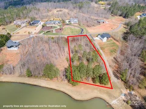 3419 Cornwell Dr, Morganton, NC 28655 photo 3