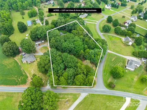 3624 Crow Rd, Monroe, NC 28112