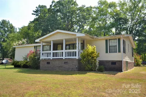 305 Sexton St, Kannapolis, NC 28081