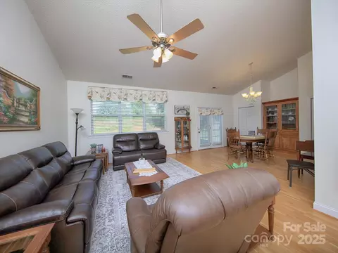 3889 Sage Ct, Denver, NC 28037 photo 6