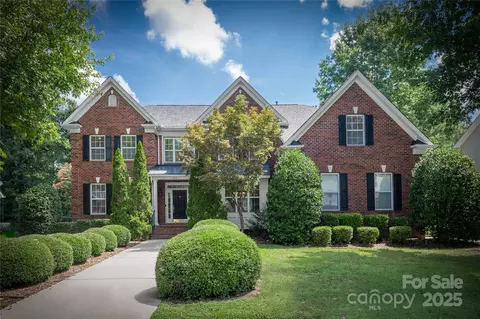 3001 Blackburn Dr, Waxhaw, NC 28173