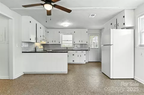 Other - 33 Rd Se St SE, Conover, NC 28613 photo 3 of 7