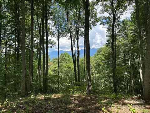 402 High Line Rd, Sylva, NC 28779
