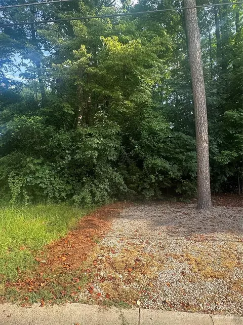 2026 Gilbert St, Charlotte, NC 28216