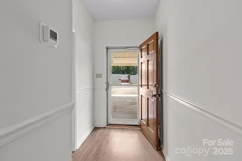 Entry Way - 19973 Oak Leaf Cir, Cornelius, NC 28031 photo 3 of 3