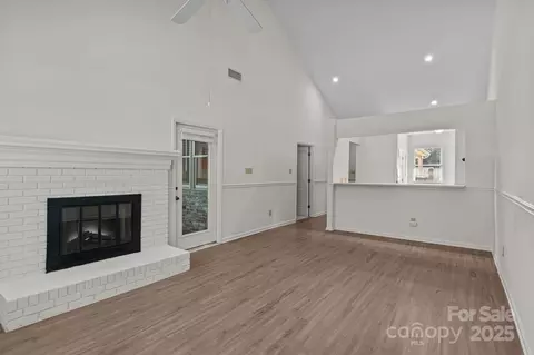 Living - 19973 Oak Leaf Cir, Cornelius, NC 28031 photo 2 of 3
