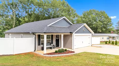 3165 Spencer Ne Rd NE, Conover, NC 28613