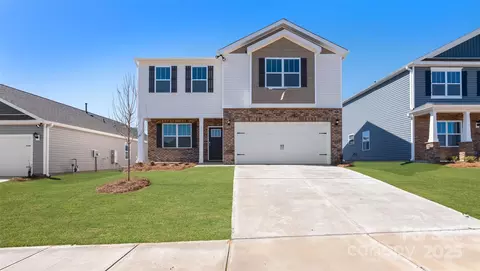 31 Shorthorn Rd, Fletcher, NC 28732