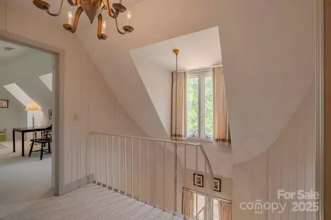 Entry Way - 144 Silver Fox Ln, Tryon, NC 28782 photo 4 of 4