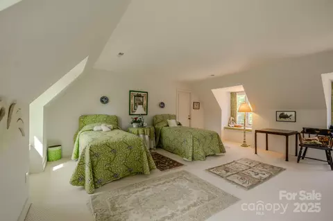 Bedroom - 144 Silver Fox Ln, Tryon, NC 28782 photo 5 of 5