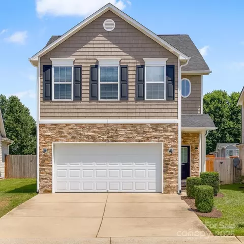 34 Chowan Dr, Fletcher, NC 28732